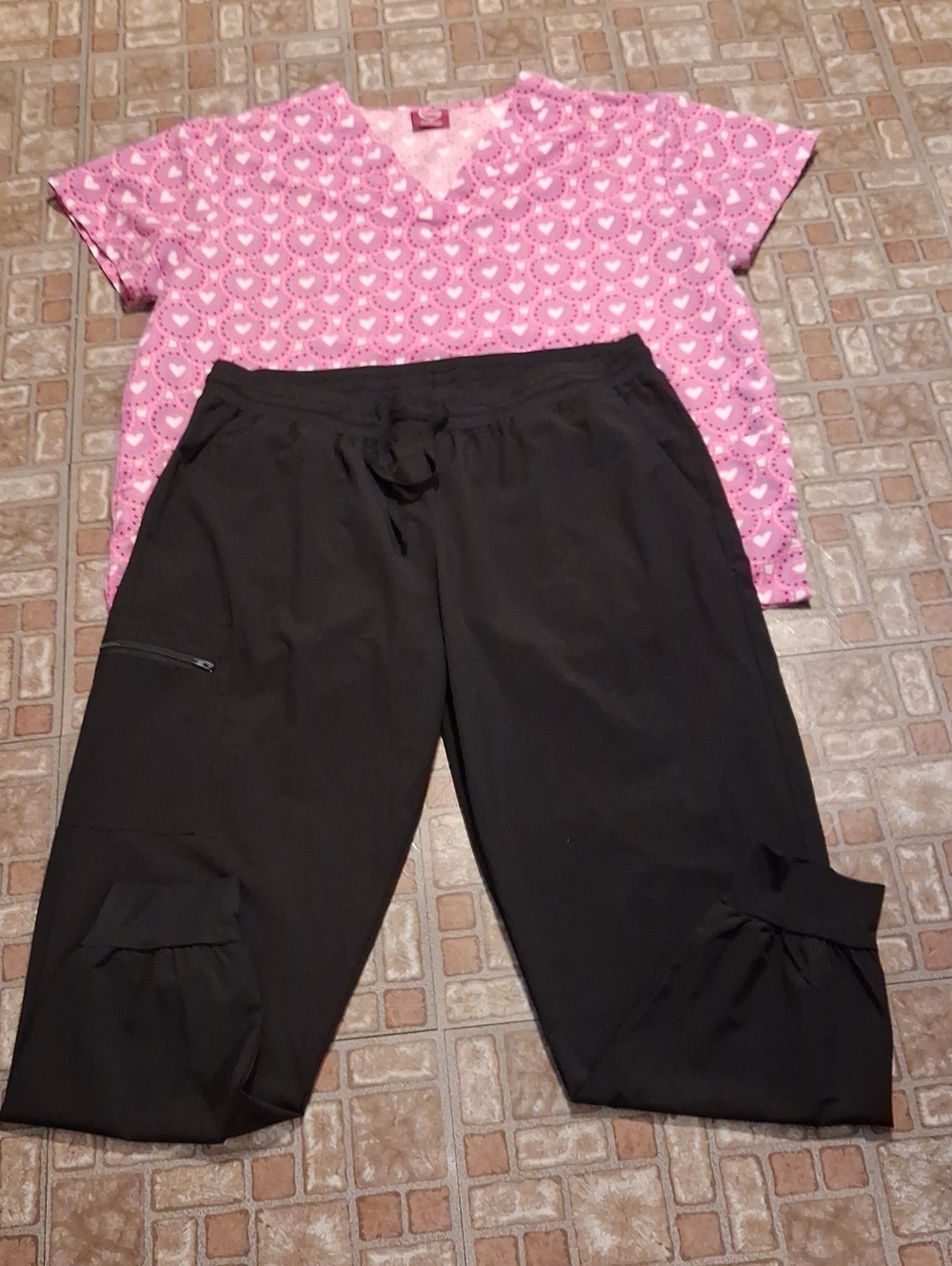 Women’s Black Cargo Scrub Pants — Comfortable Workwear